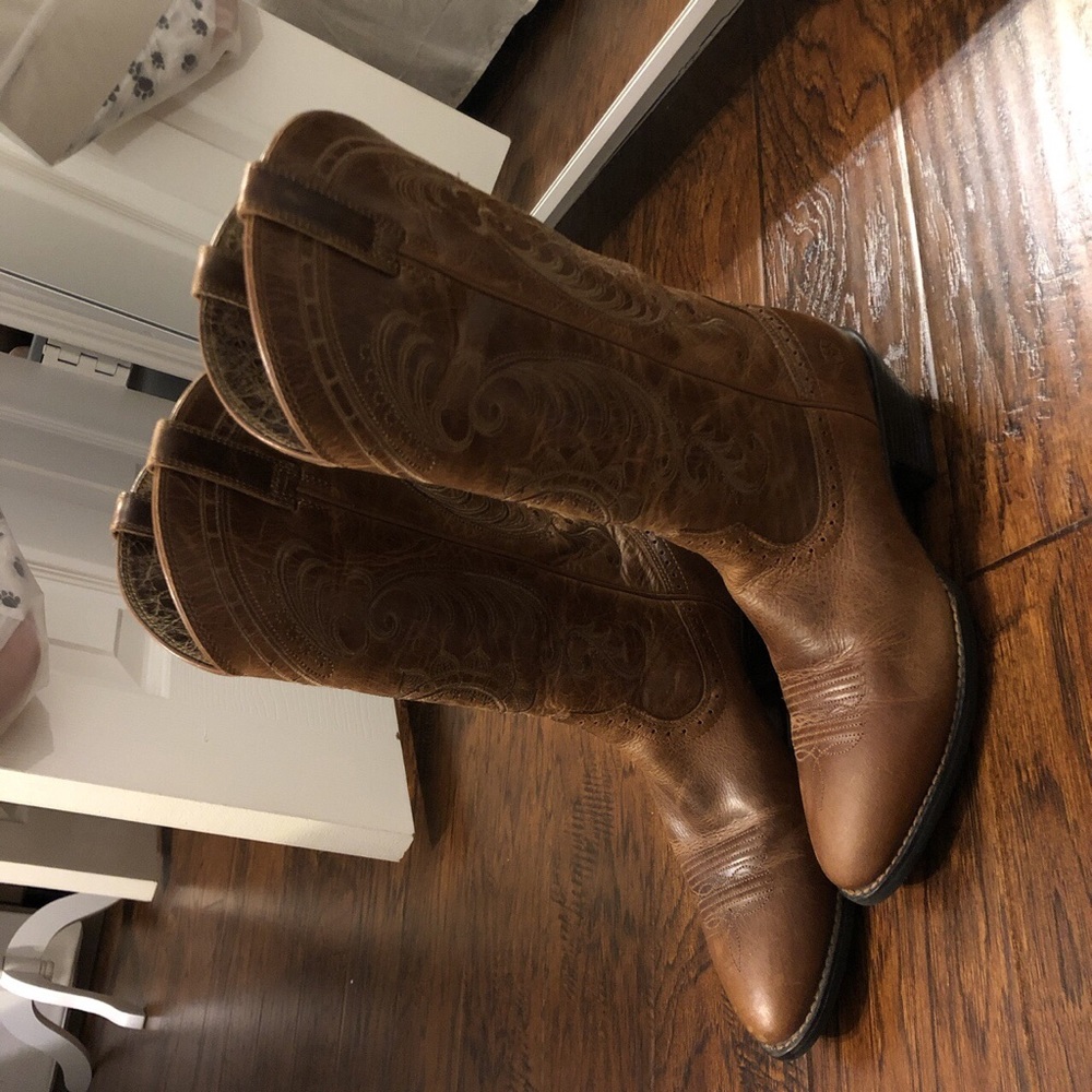 Ariat Cowgirl Boots